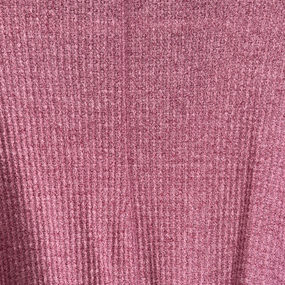 Urban Outfitters Pink Button-Front Ribbed V-Neck Long Sleeve Top - Picture 8 of 10